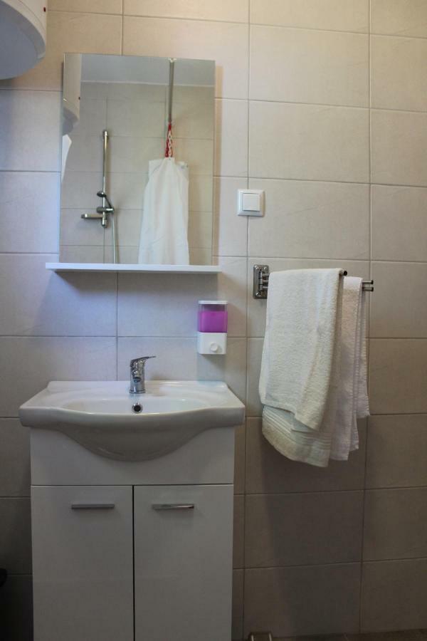 Guesthouse D&D Licko Petrovo Selo Bagian luar foto